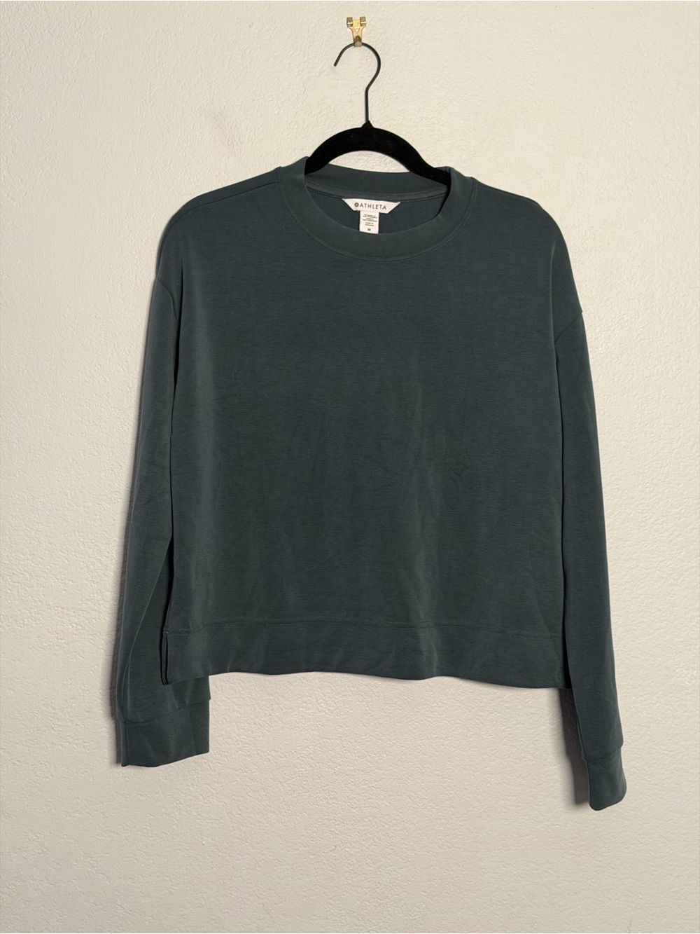 NWT Athleta Women's Seasoft Crewneck Sweatshirt in Deep Teal Size Medium